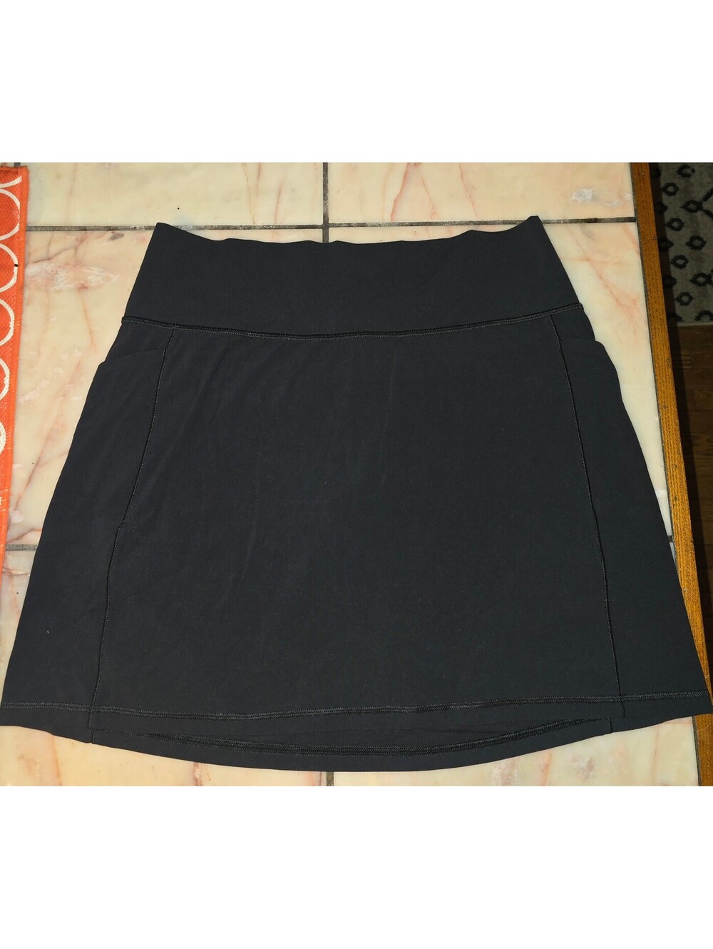 Athleta Salutation Stash 16 1/2" High Rise Skort in Black - Size Large